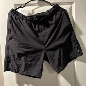 Men’s Medium Black Rhone Athletic Shorts
